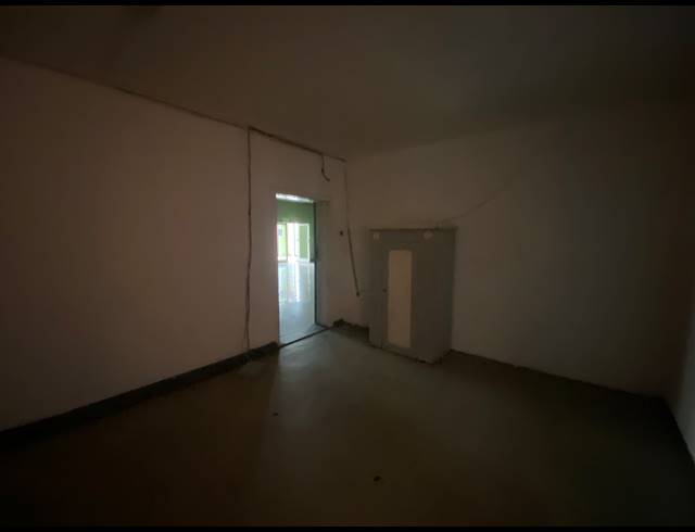 172M² RETAIL TO LET IN PAARDEN EILAND